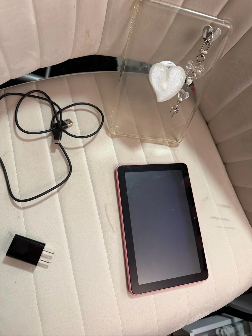 Amazon Pink kindle Fire 8 Tablet with Charger and Clear Protective Case